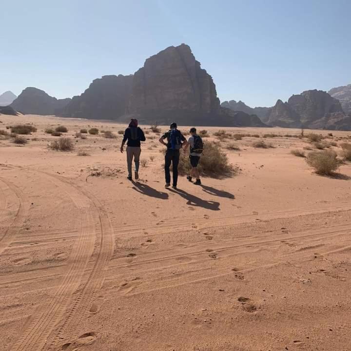 Mojo Camp, 瓦迪拉姆 外观 照片