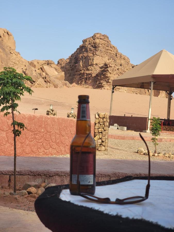 Mojo Camp, 瓦迪拉姆 外观 照片