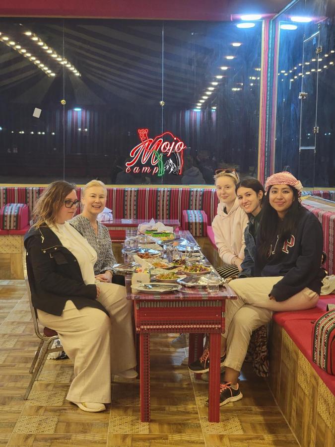 Mojo Camp, 瓦迪拉姆 外观 照片
